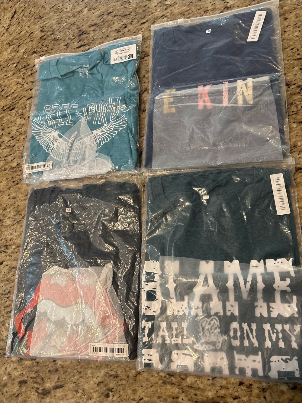 Set of 4 women’s graphic tees - Picture 16 of 16